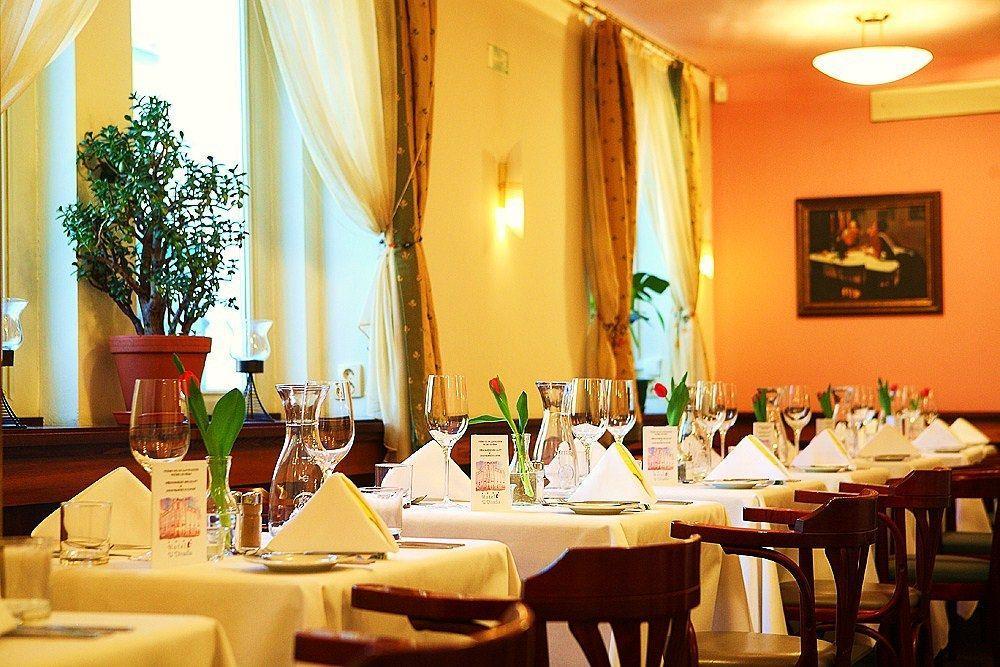 Hotel U Divadla - Czech Leading Hotels Prága Kültér fotó